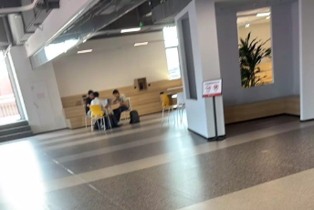 團隊引領廠家完成洽談,認清當下業務面臨的挑戰與機遇