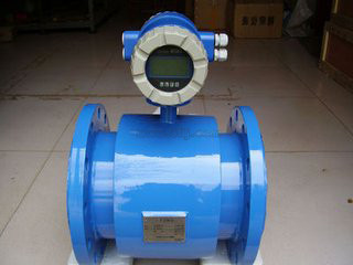 <a href='http://www.guanzang.com/' target='_blank'>電磁流量計(jì)</a>